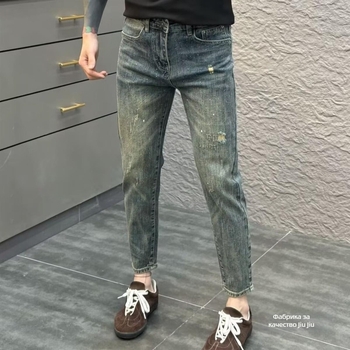 Дистресирани винтидж мъжки дънки със slim fit и rhinestone украса, еластичен деним, пролет-лято 2025