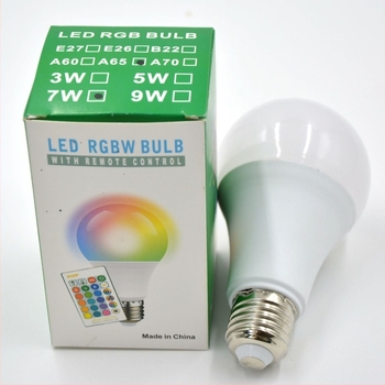 LED лампа с дистанционно управление, RGB цветно осветление, база E27, 270° лъчение, 960 lm