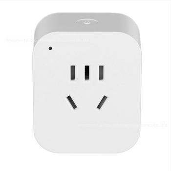 Умна Wi‑Fi розетка, свързана с Mi Home, дистанционно управление чрез мобилно приложение, таймер за включване/изключване и гласово управление с Xiao Ai