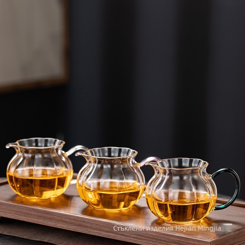 Стъклена чаша Gongfu за равномерно разпределяне на чай със шарка сливово цвете, комплект аксесоари за чай, разделител за чай, термоустойчиво стъкло