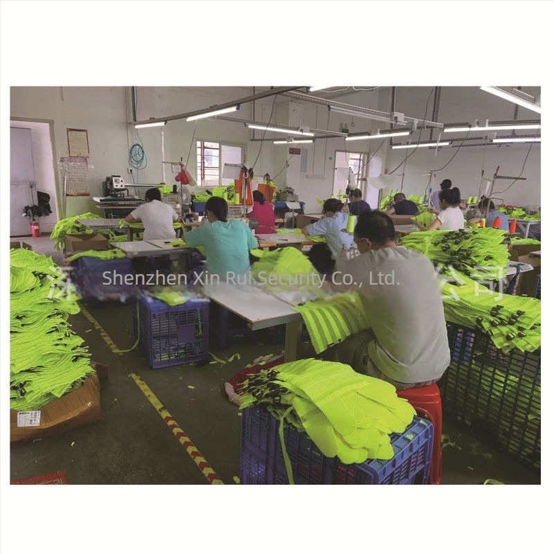 Светлоотразяваща защитна жилетка с дишаща мрежеста материя за охранителен патрул и безопасност на движението