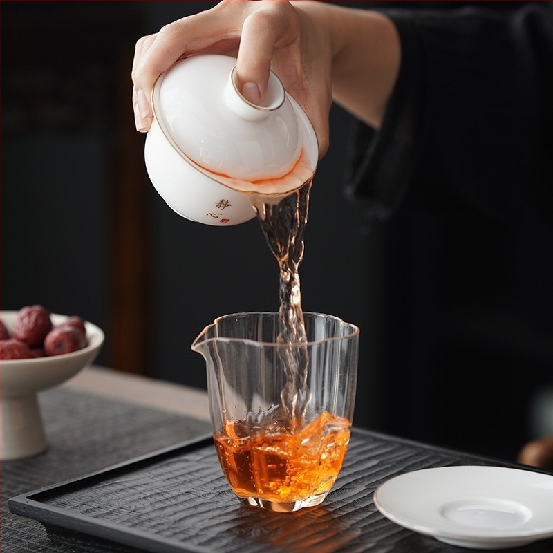 Gaiwan от бял порцелан със златен кант за домашна употреба, едно изделие, керамичен комплект за кунг-фу чай