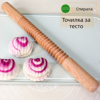 Дървен валяк за тесто със спирално назъбен ръб и релефен флорален мотив за печене