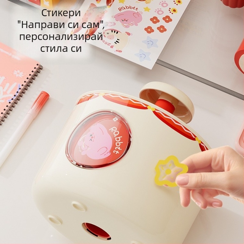 Ротационен органайзер за бюро във формата на космическа капсула с четири отделения за писалки и канцеларски материали