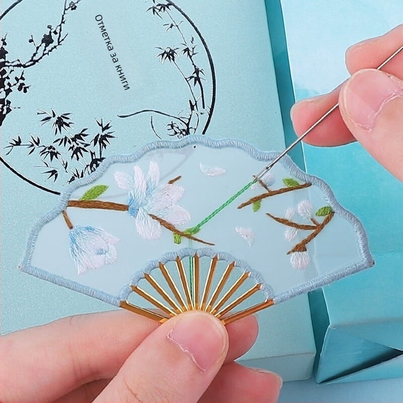 DIY ръчно бродирана мини вентилатор-закладка за книга в древен стил, Suzhou embroidery