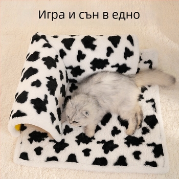 Кравешки модел котешко гнездо с Л-образен тунел и интегрирана подложка за игра и сън
