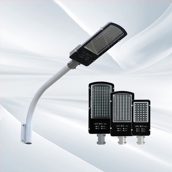 100W LED улична лампа глава, IP65 водоустойчива, външно осветление, монтаж на пилон в селски район