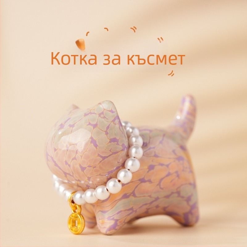Цветна лакирана котка късмет, дървена манеки-неко декоративна фигура за маса и висулка за чанта, мил подарък