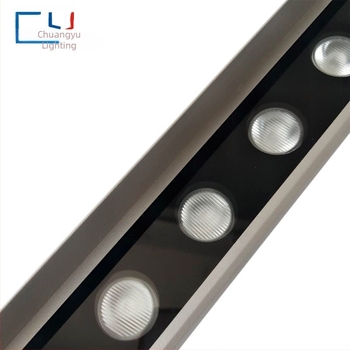 LED осветление за миене на стени с антиблясък и дефлектори, линейна форма, за външна употреба, водоустойчиво, регулируема яркост