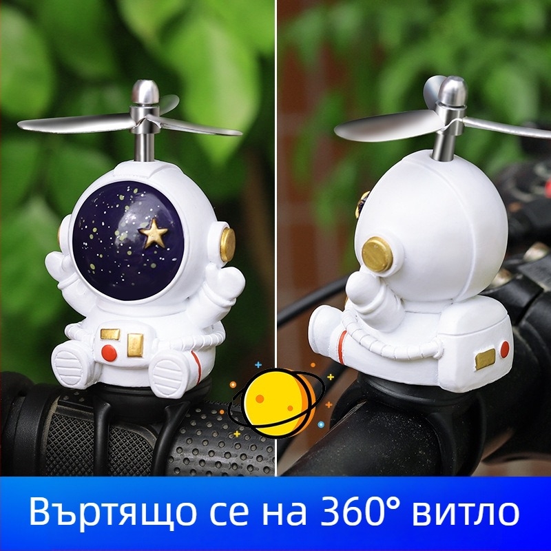 Съвременна смола декоративна фигурка на космонавт за електрически велосипеди и мотоциклети