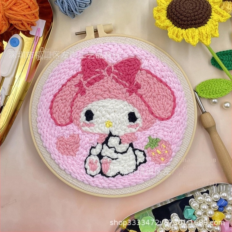 DIY комплект за бродерия с игла - карикатурни мотиви за ученици, висулка