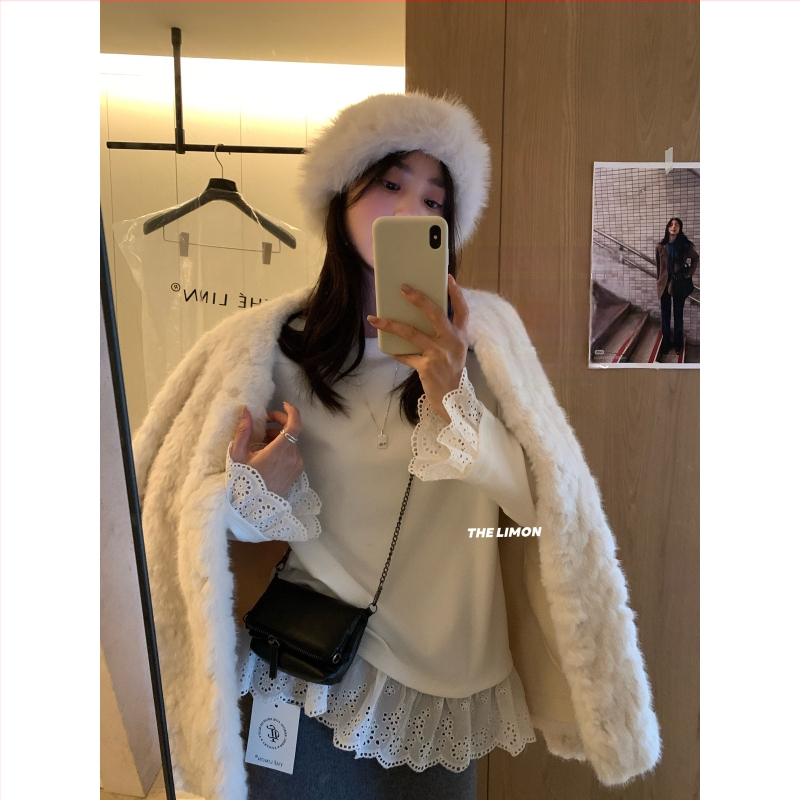 Puuvillane T-särk ümmarguse kaelusega, pikkade varrukatega, pitspaneeliga, ühetooniline muster