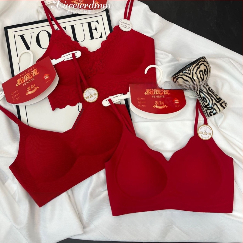 Rinnahoidja wrap / toru top – Nailonkangas; 3/4 kauss; õhuke vormitud kauss; Funktsioonid: rinna ümbritsemine, libisemisvastane, ilus tagasi; Talv 2025