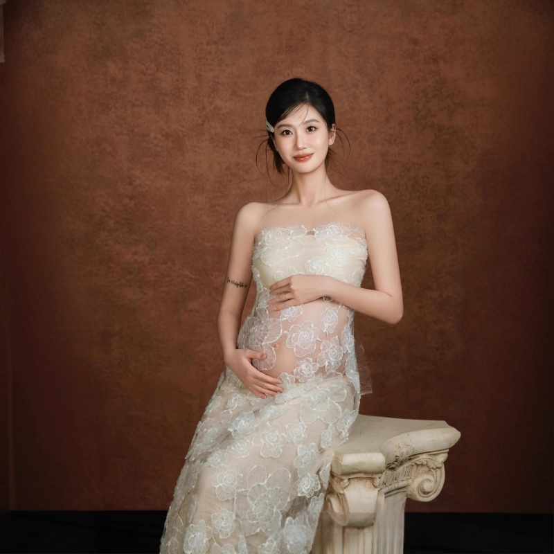 Rasedate fotosessiooni kleit – varrukateta, polüester 70–80%, poolpikk seelik, värske ja armas stiil