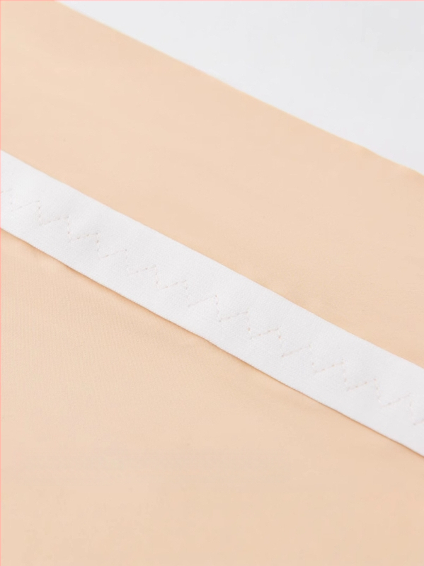 All-in-One püksid Ice Silk materjalist, peamine materjal nylon, cropped pikkus, õhukesed, tihe istuvus