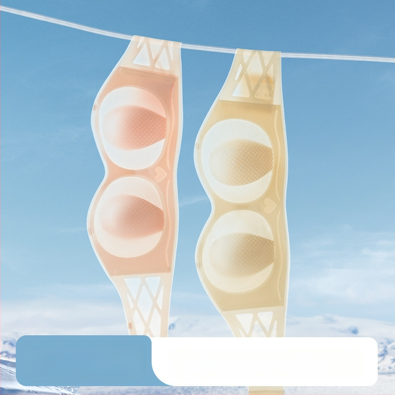 Nailoninė liemenėlė be petnešėlių su triušio ausų formos kaušeliais, ploni formuojami puodeliai, nuimamos dvigubos petnešos