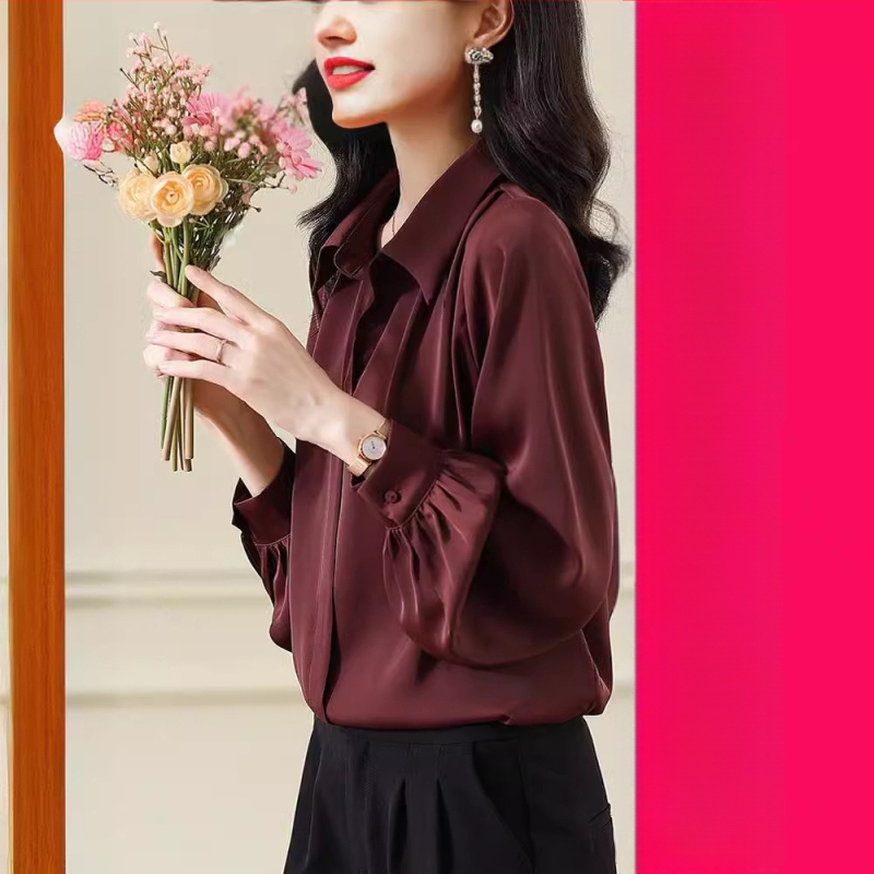 Moterų satino stiliaus marškiniai su polo apykakle, ilgos rankovės, vidutinio ilgio — chenille poliesteris, Akka Research