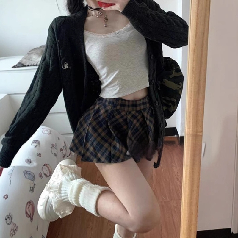 Xuandou languota klostuota sijonas su aukštu juosmeniu, pavasaris 2025