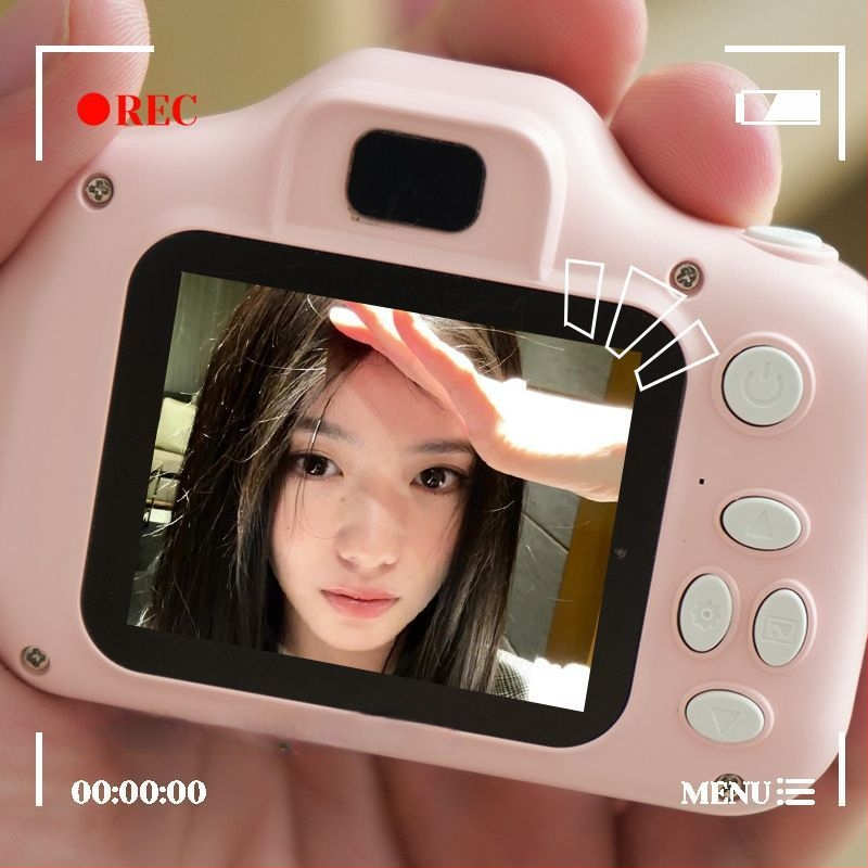 HD dviejų kamerų skaitmeninė kamera, nuotraukų perdavimas į išmanųjį telefoną, lengvas plastikinis korpusas, vaizdo stabilizavimas universitetų kelionėms