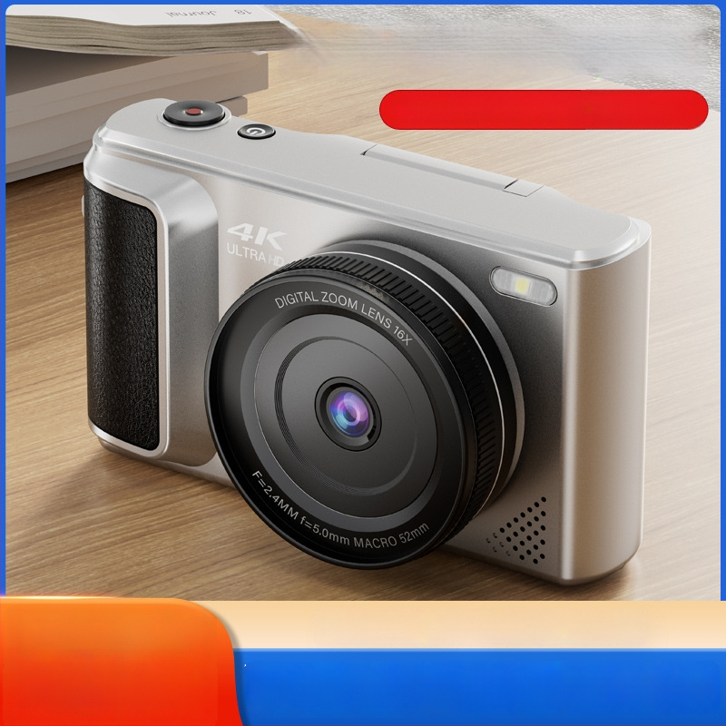 Cameră mirrorless de nivel de intrare, cu ecran rabatabil pentru selfie-uri și vlogging, ideală pentru studenți
