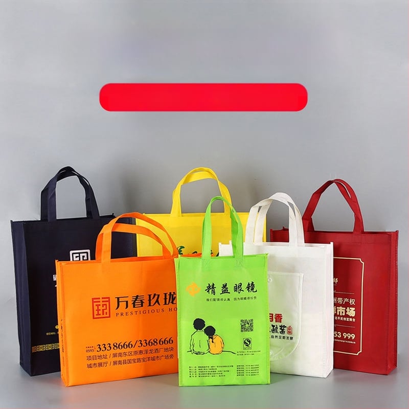 Geantă tote din material nețesut, cusută la mașină, finisaj laminat, în stoc, cu logo personalizat