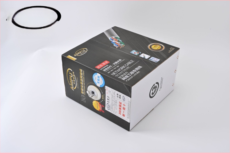 Cat5e tīkla kabelis ar dubu aizsardzību un bezskābekļa vara videonovērošanai un mājsaimniecībai un rūpniecībai