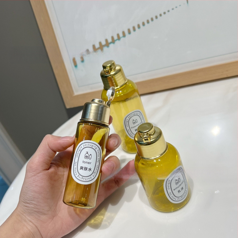 PET butelis su flip dangteliu vonios aliejui ir kosmetinei pakuotei — Blow molding gamyba, paviršiaus apdorojimas etiketėms, dangtelis įtrauktas