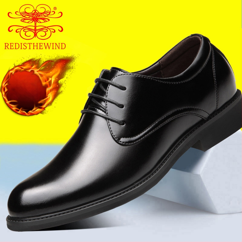 Vīriešu ādas kurpes — augšējā daļa no īstas ādas, odere no ādas, zole no gumijas, auklas, papēža augstums 1–3 cm, biznesa stils, birojs