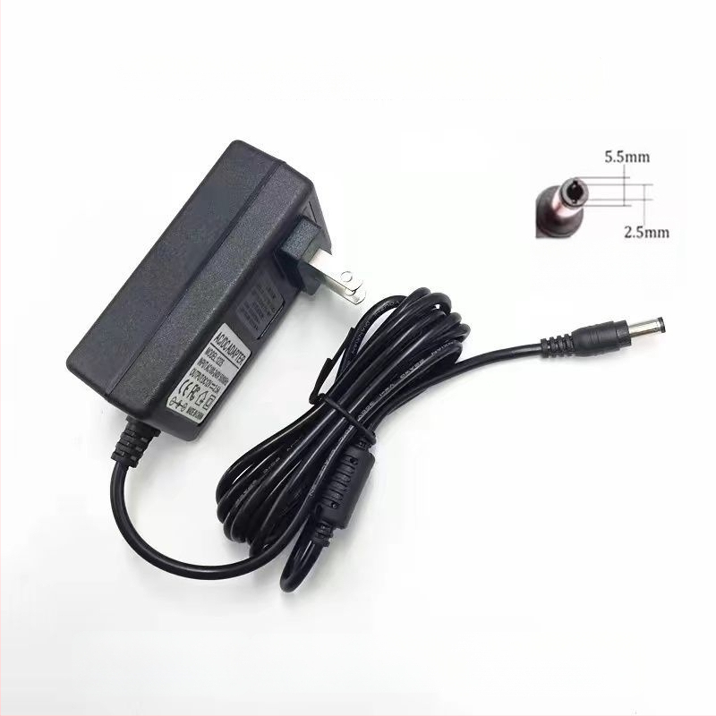 Universālais 12V barošanas adapters (2A/2.5A/3A) monitoriem, LCD displejiem, ārējiem cietajiem diskiem un set-top kastēm