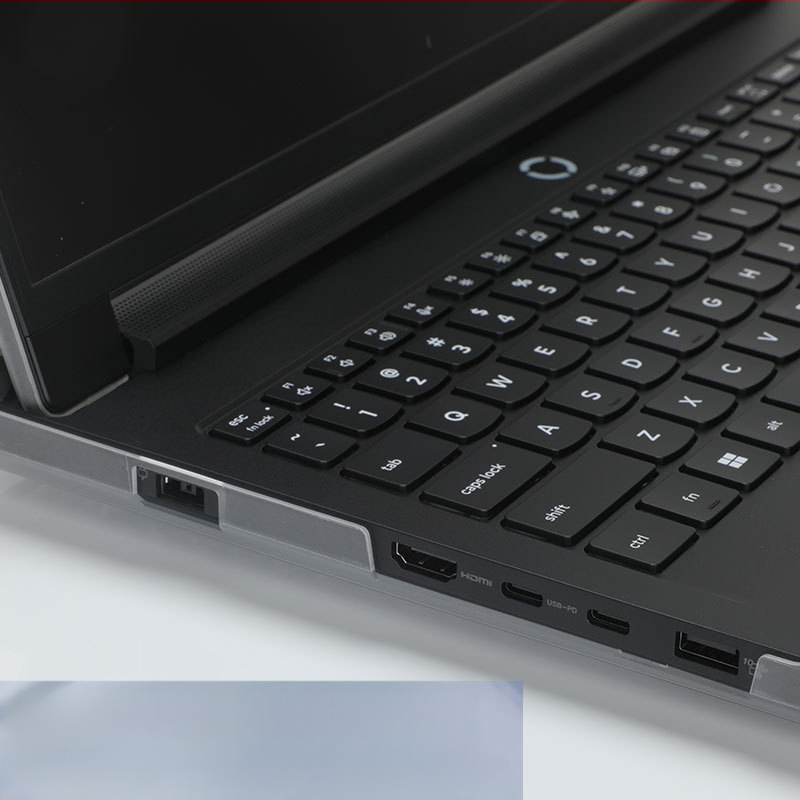 Kaitsekest Lenovo Savior Y9000P/R9000P sülearvutile – PE materjal, süstlusega vormimine, kerekorpus, mudel Y9000p/R9000p, ühilduv 2025 Lenovo Savior Y9000P/R9000P