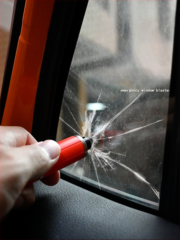 Crooked Wild 2-in-1 automobilių gelbėjimo plaktukas su stiklo laužikliu ir saugos diržo pjovikliu