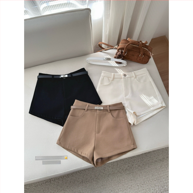 Moteriški vilnoniai šortai su dirželiu, A linijos siluetas, aukštas juosmuo, 95% vilna, Spandex