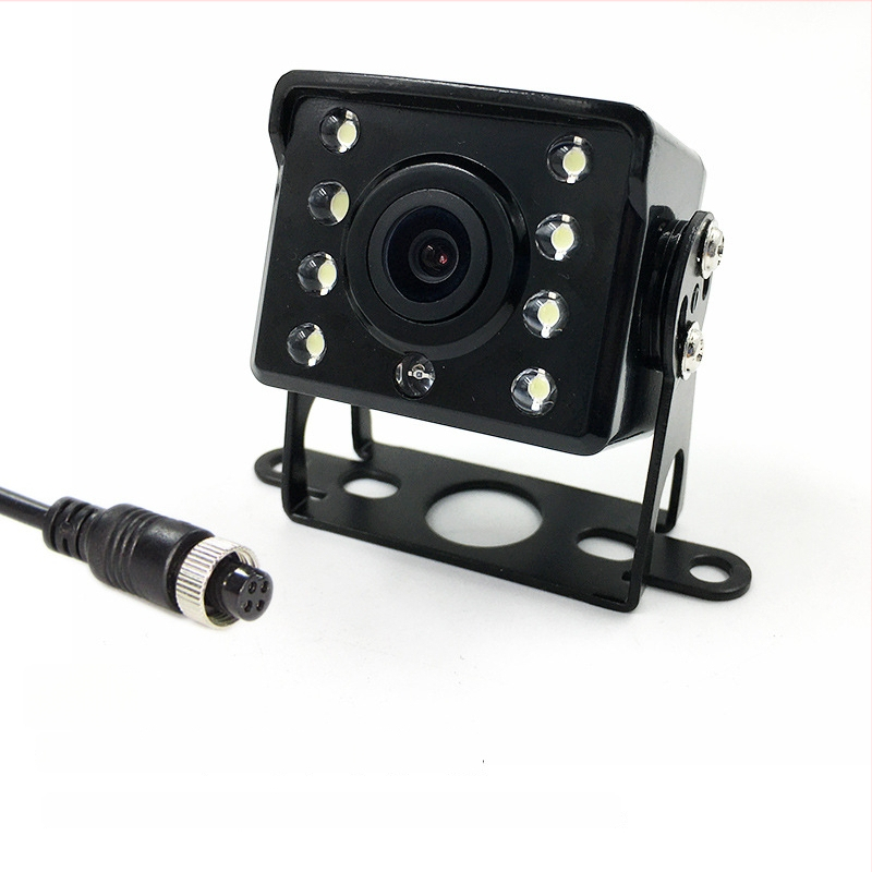 Oliyo 4-kanalų AHD DVR sistema transporto priemonėms, 1080P naktinio matymo atbulinės eigos kamera, reguliuojamas kampas į viršų/į apačią