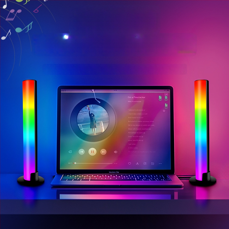 RGB LED ambijentalno svjetlo sa zvukovno aktivacijom za gaming stol
