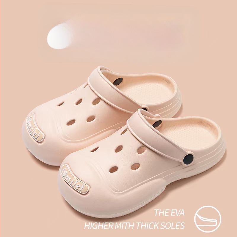 Unisex Crocs stiliaus EVA sandalai su stora padas >3,5 cm, EVA viršus, injekcinio formos padas, Baotou Cartoon Paradise stilius