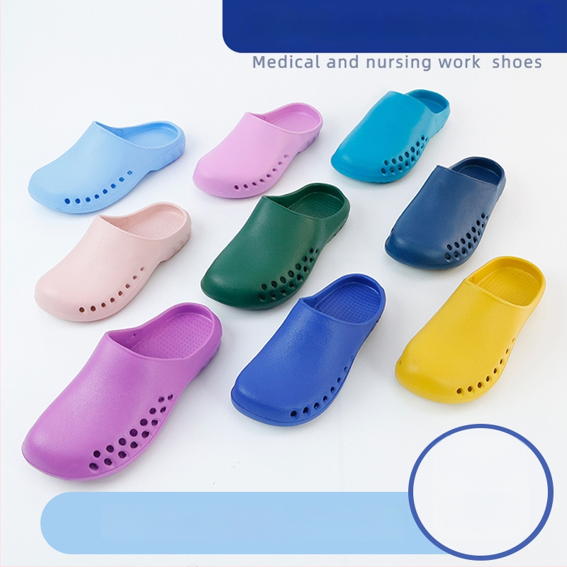 Operacinės salės šlepetės su EVA viršutine dalimi, EVA viduje, gumine neslydinti pada, pada technologija: injekcinis formavimas