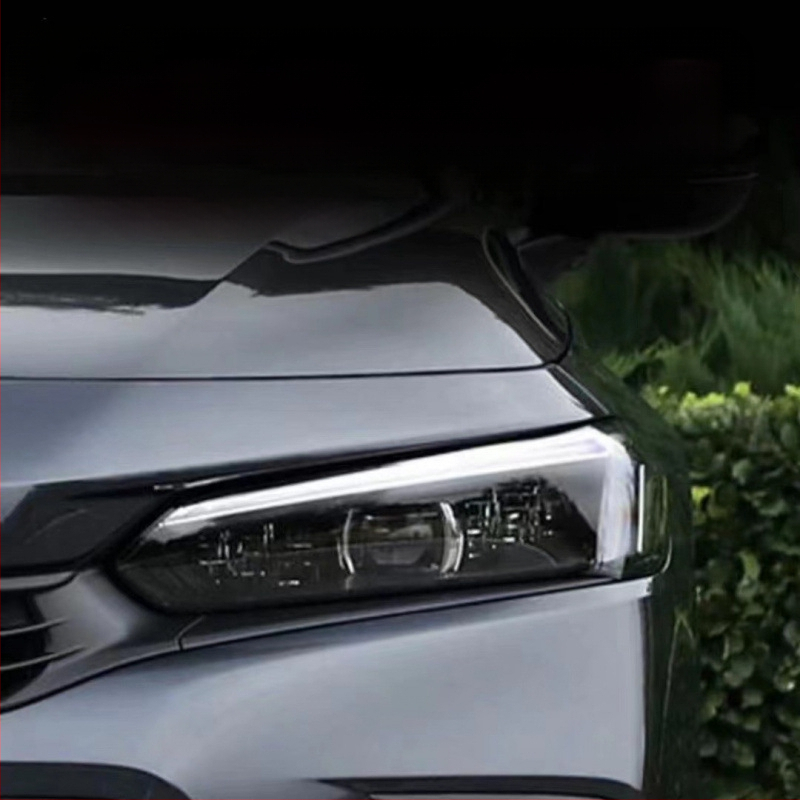 TPU filma priekš Honda Civic 11. un 10. paaudzes – caurspīdīgs gaismas kontroles plēve ar krāsu maiņu