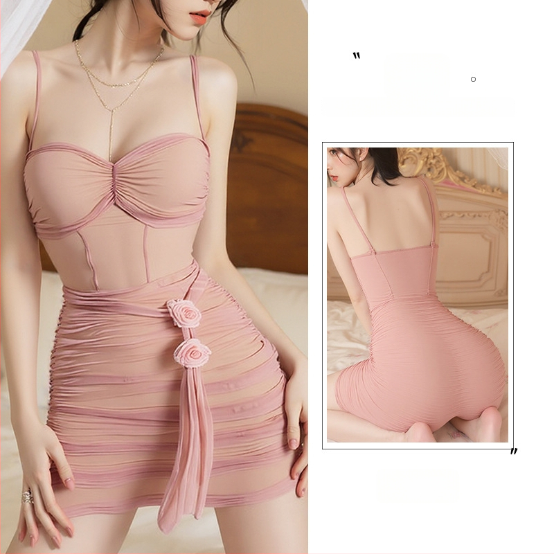 Seksi naktinė su tinkliniu audiniu ir dirželiais, permatomas poliesteris, plonas audinys, pagrindinis audinys 90–95% poliesterio, Prekės Nr. 5006, Išleidimas Žiemą 2025