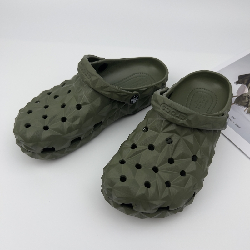 Vīriešu EVA sandales, elpojošas, ūdensizturīgas, neslīdīgas, injekcijas veidots zole, EVA augšējā daļa, 1–3 cm papēža augstums, Leisure Crocs stils