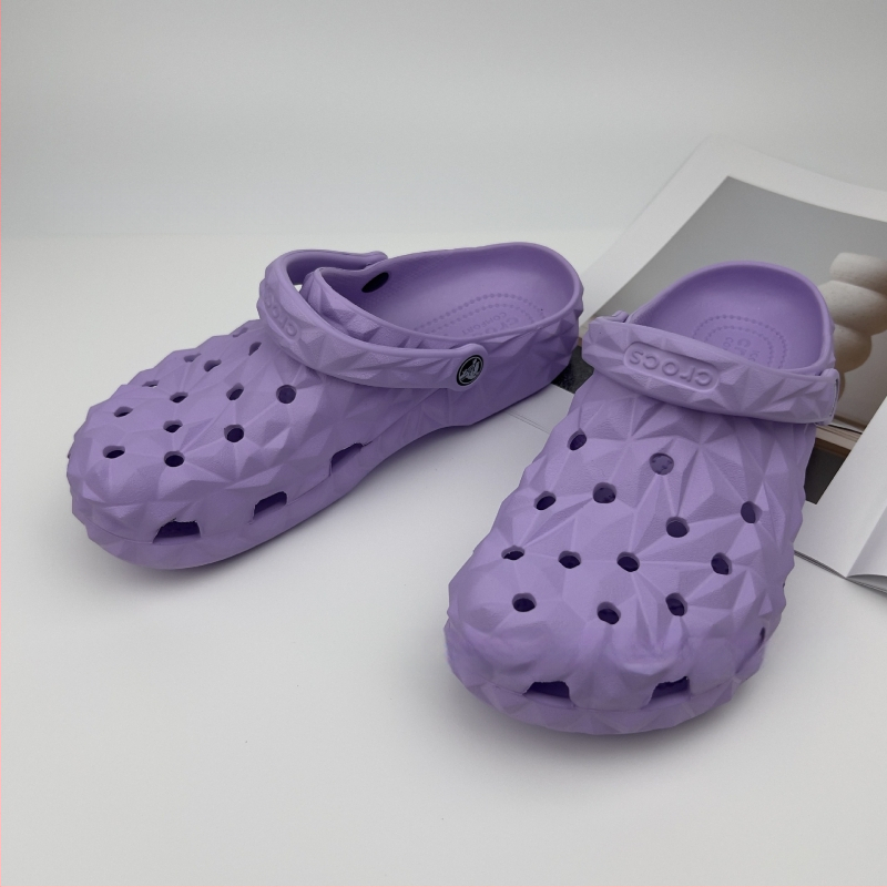 Vīriešu EVA sandales, elpojošas, ūdensizturīgas, neslīdīgas, injekcijas veidots zole, EVA augšējā daļa, 1–3 cm papēža augstums, Leisure Crocs stils