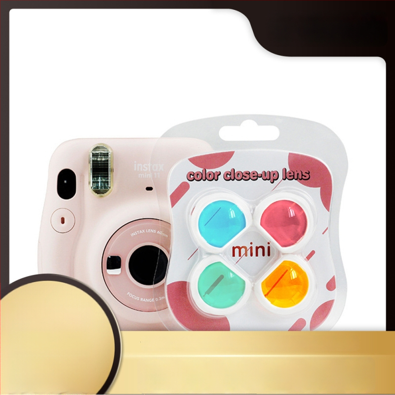 Polaroid Mini 11 objektyvo priedai: priekinis keturių spalvų filtras, nuimamas veidrodinis objektyvas