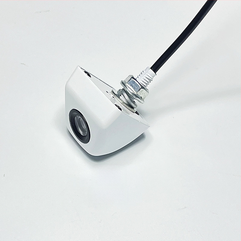 Automobilio kamera su Korėjiečių stiliaus išorine atbulinės eigos kamera, 12V, 90° matymo kampas, 688x582 CVBS