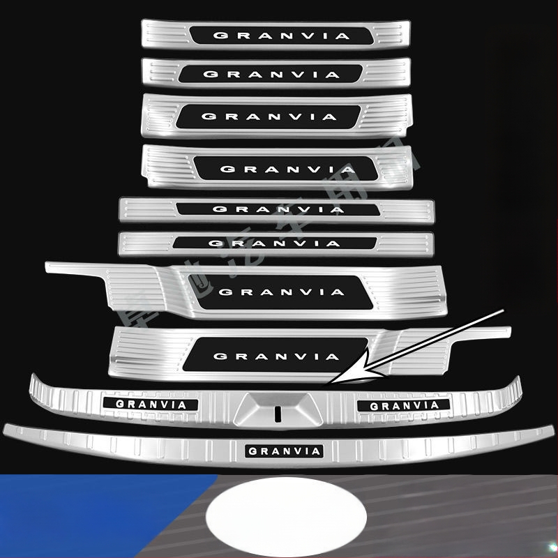 Gravia sliekšņa josla – sagaidīšanas pedāļa un bagāžas aizsargs, dekoratīva aizmugures stieņa uzlīme, saderīgs ar Toyota