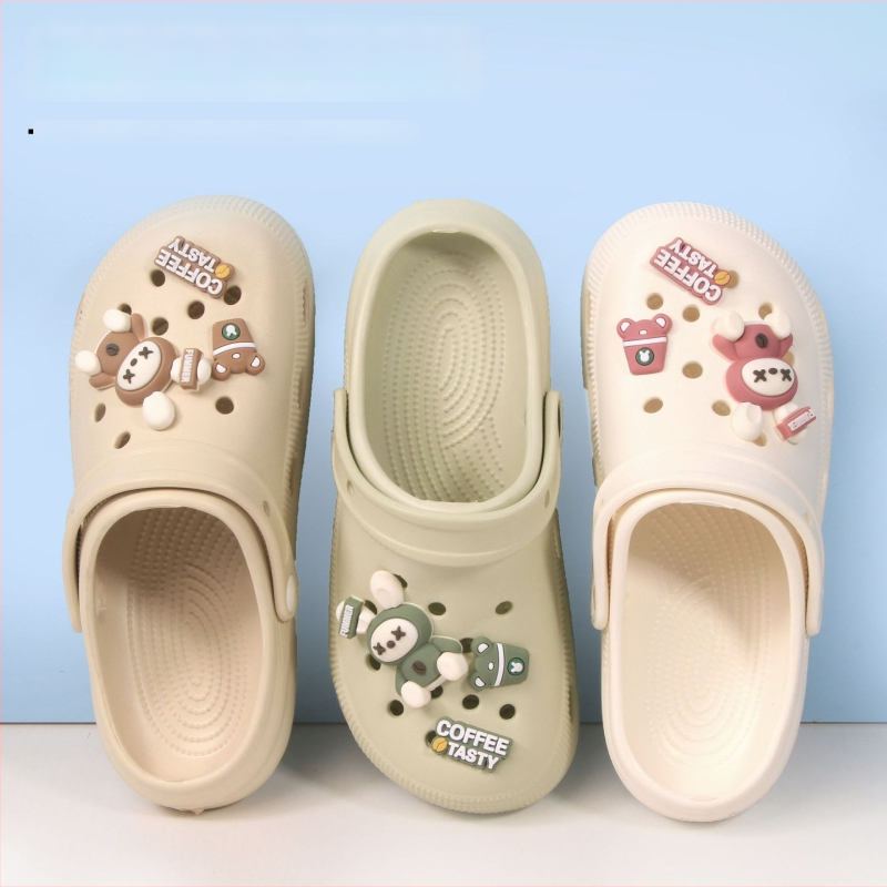 Unisex EVA klogai su reguliuojamu dirželiu, 2–3 cm storas padas, greitas džiūvimo, neslidūs, lengvi paplūdimiui ir sode