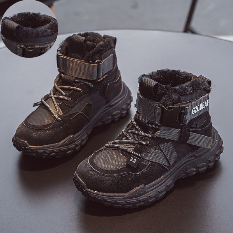 Lányok téli sportcipő fleece bélés – elöl fűzővel, mikroszálas bőr felsőrész, EVA talp, vízálló