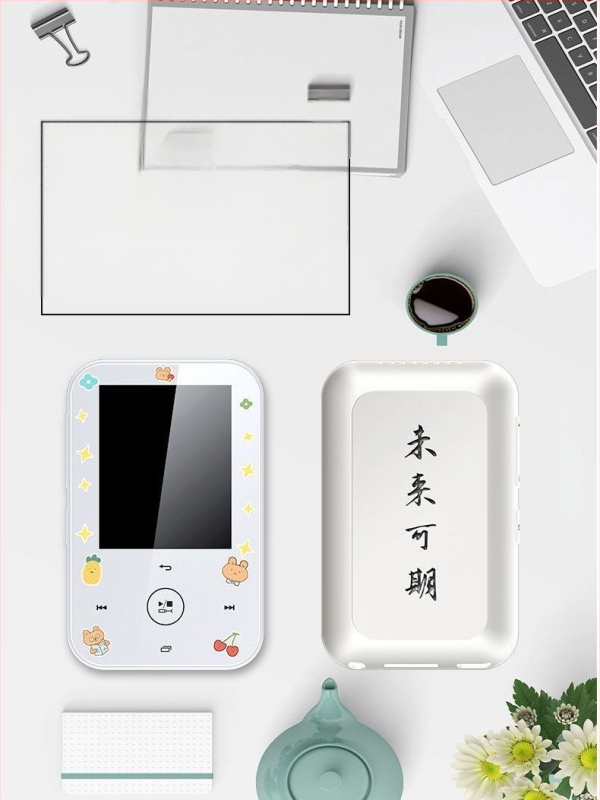 Mini MP3/MP4 player s dodirnim upravljanjem, Bluetooth, izuzetno tanak, kompaktan dizajn P3
