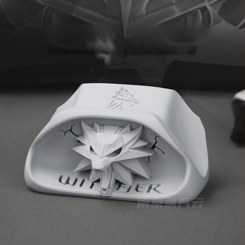 The Witcher 3 Geralt Xbox Controller Stand – Organizator de birou pentru jocuri