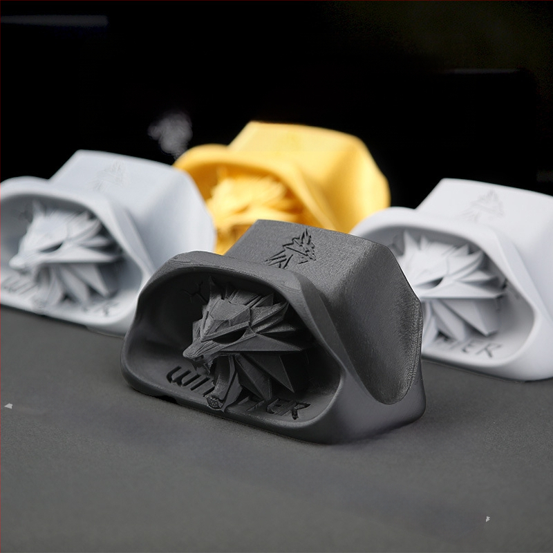 The Witcher 3 Geralt Xbox Controller Stand – Organizator de birou pentru jocuri