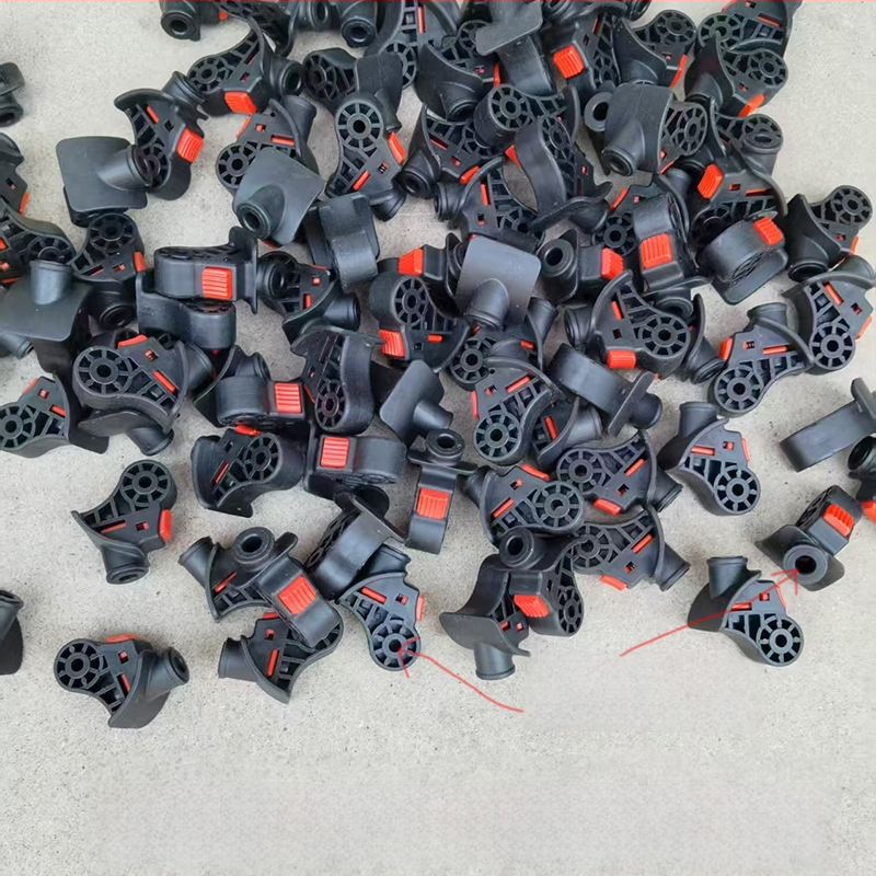 Универсално резервно колело за багаж — износоустойчиво, пластмасово, сваляемо (пролет 2025, урбан стил)