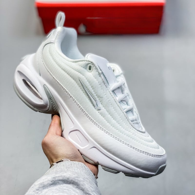 Uniszex futócipők vastag párnázott talppal, felsőrész velúr + műbőr + szövet, lélegző, vízálló, csúszásmentes, záródás cipőfűzővel